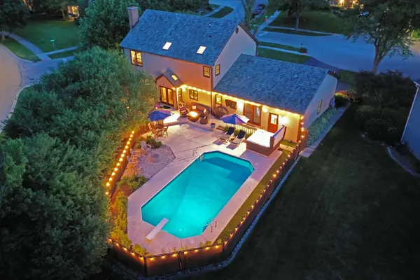 3 N Richmond CT, Lake Zurich, IL 60047