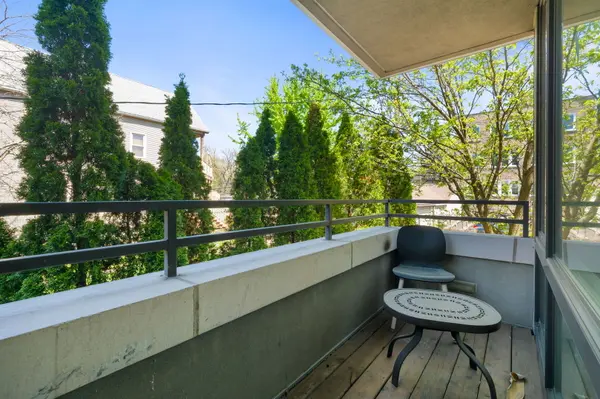 2065 N Kedzie AVE #104, Chicago, IL 60647