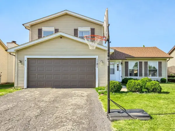 191 Pebblecreek TRL, Carol Stream, IL 60188