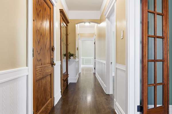 559 W Fullerton Pkwy #1W, Chicago, IL 60614