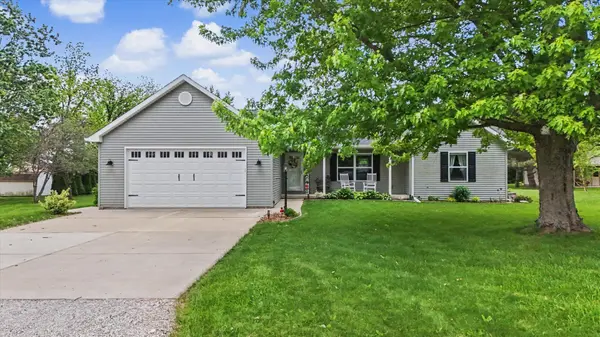 895 County Road 2125, Champaign, IL 61822