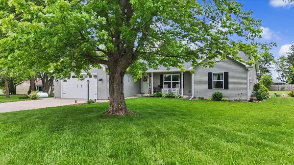 895 County Road 2125, Champaign, IL 61822