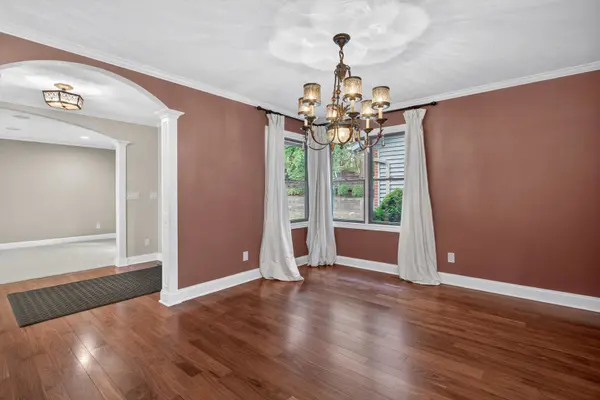 60 Custer TER, Bettendorf, IA 52722