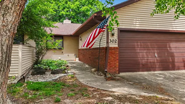 302 Spring CIR #0, Urbana, IL 61802