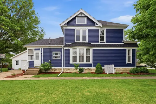 108 NE 5th AVE, Aledo, IL 61231