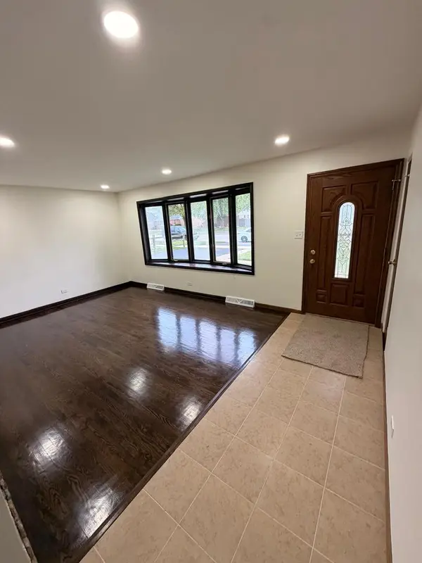 10809 Austin AVE, Chicago Ridge, IL 60415