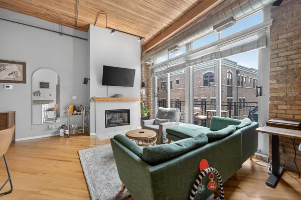 2333 W Saint Paul AVE #300, Chicago, IL 60647