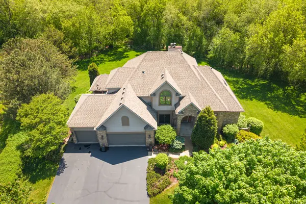 3302 Partridge CT, Spring Grove, IL 60081