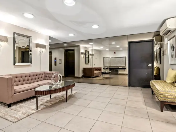 1339 N Dearborn ST #11D, Chicago, IL 60610