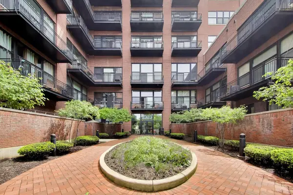 2323 W Pershing RD #327, Chicago, IL 60609