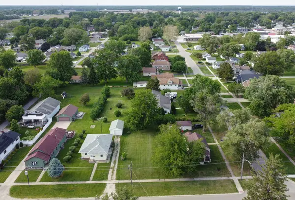 000 W Oak ST, Coal City, IL 60416