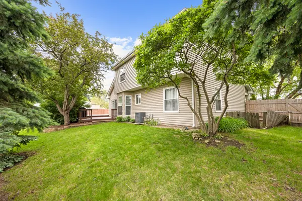 2 Buckboard CT, Bolingbrook, IL 60490