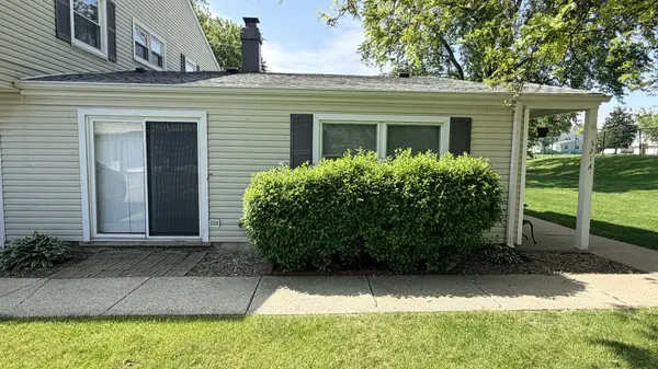 321 Joan CT #A, Bartlett, IL 60103