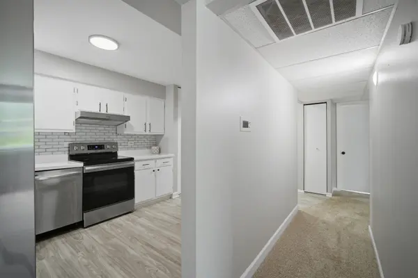 2600 Brookwood Way DR #114, Rolling Meadows, IL 60008