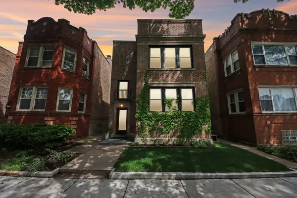5643 N Campbell AVE, Chicago, IL 60659