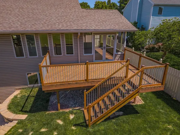 2707 Foxridge RUN, Bloomington, IL 61704