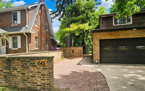 645 Judge AVE, Waukegan, IL 60085