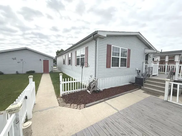 71 Begonia DR, Matteson, IL 60443