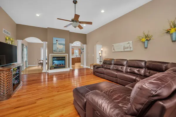 944 W First ST, Braidwood, IL 60408