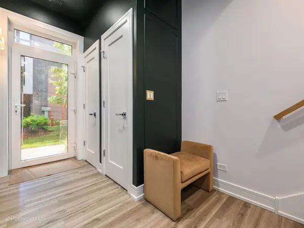 525 N Bishop ST #5, Chicago, IL 60642
