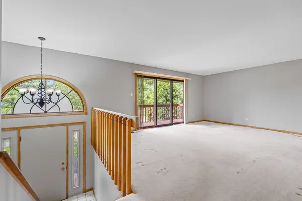 1109 Warner AVE, Lemont, IL 60439