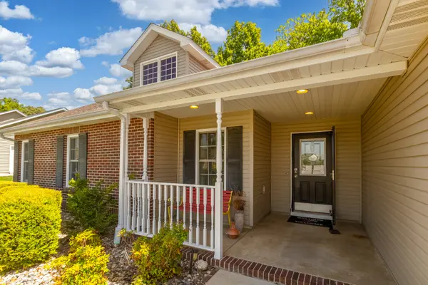 200 Breeze, Carterville, IL 62918