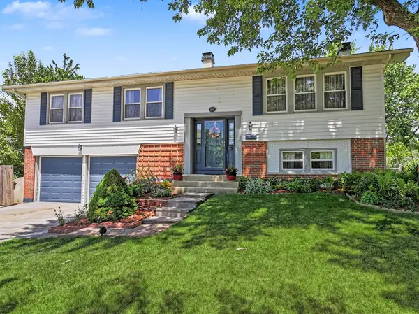 1350 Nottingham LN,  Hoffman Estates,  IL 60169