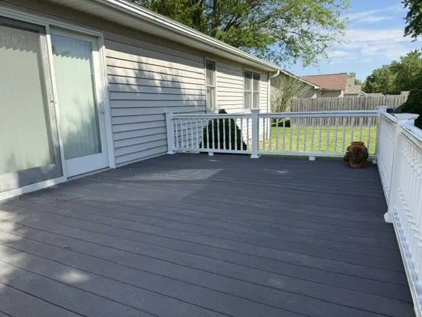 1303 N Magnolia DR, Marion, IL 62959