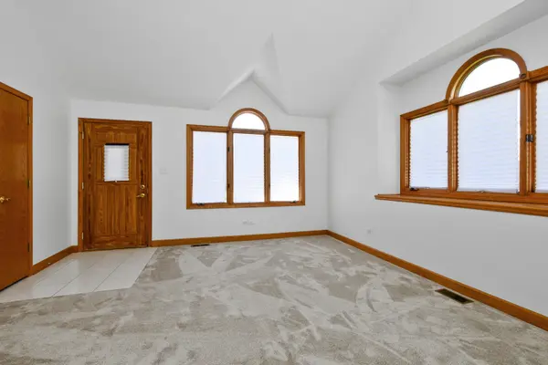 16237 Lake Villa AVE, Tinley Park, IL 60477