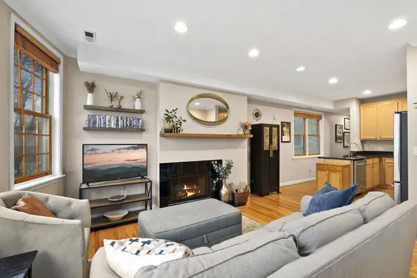 3318 N Damen AVE #2, Chicago, IL 60618