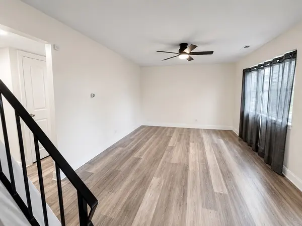 8818 S Cottage Grove AVE, Chicago, IL 60619