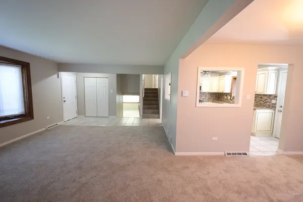 8537 163rd ST, Tinley Park, IL 60487