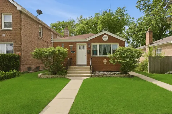 3604 Wilcox AVE, Bellwood, IL 60104