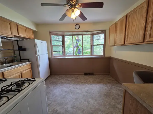 2317 23rd Street CT, Bettendorf, IA 52722