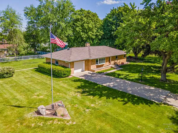 10218 Mcconnell ST, Richmond, IL 60071