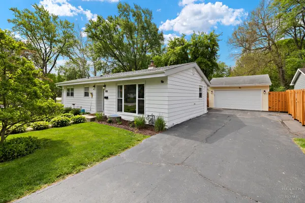 725 E Eisenhower AVE, Palatine, IL 60074