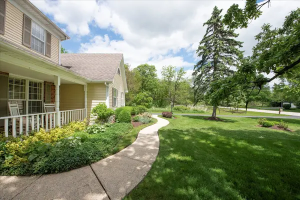 6N802 Splitrail LN, St. Charles, IL 60175