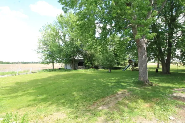 33970 Rebecca RD, Kingston, IL 60145