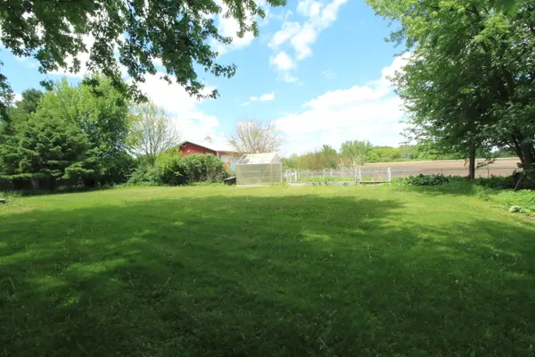 33970 Rebecca RD, Kingston, IL 60145
