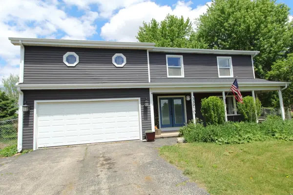 33970 Rebecca RD, Kingston, IL 60145