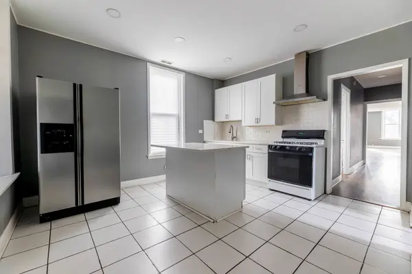 3651 S Wood ST, Chicago, IL 60609
