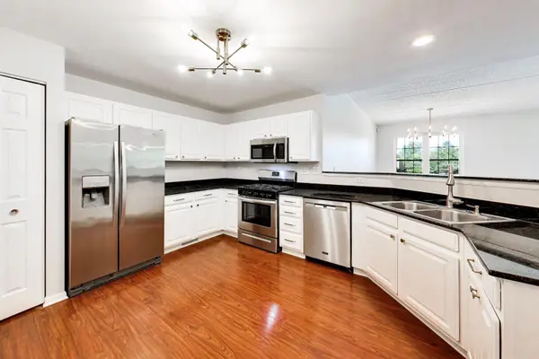 1160 Georgetown WAY, Vernon Hills, IL 60061