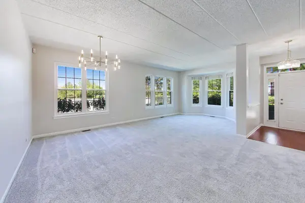 1160 Georgetown WAY, Vernon Hills, IL 60061