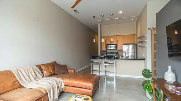 939 W Madison ST #604, Chicago, IL 60607