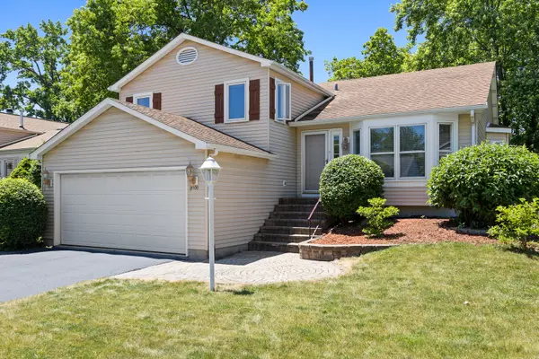 8100 Geneva ST, Woodridge, IL 60517