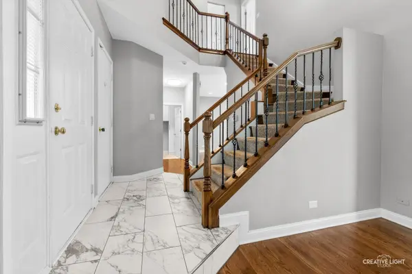 2143 Periwinkle LN, Naperville, IL 60540