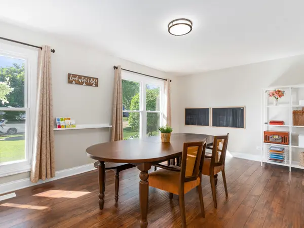 165 Park Meadow LN, Bolingbrook, IL 60440