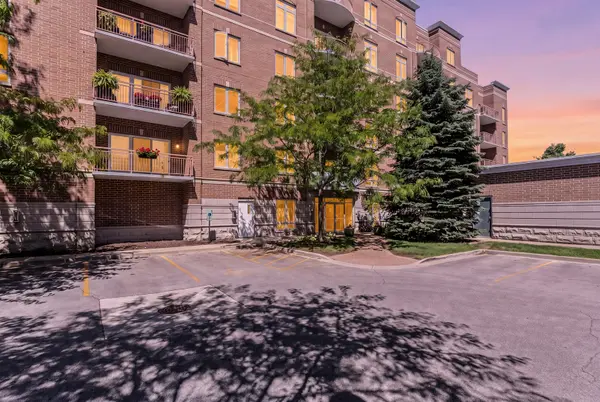 787 Graceland AVE #604B, Des Plaines, IL 60016
