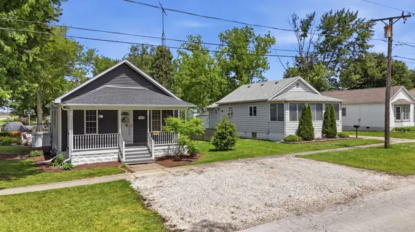 390 W Gordon ST, Coal City, IL 60416