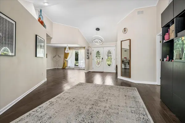 5045 Grand AVE, Gurnee, IL 60031